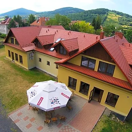 Lew Jaskiniowy Bed & Breakfast Stronie Śląskie