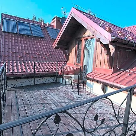 Lew Jaskiniowy Bed & Breakfast 3*